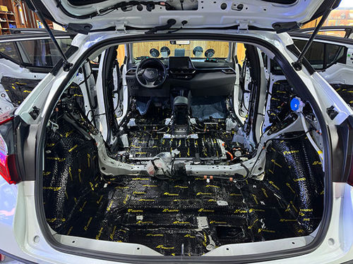 Các giải pháp mới nhất về công ty Toyota Yizawa toàn bộ xe ô tô âm thanh chống thấm trường hợp xây dựng